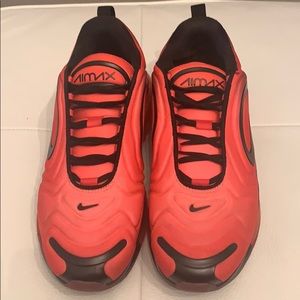 Nike Airmax 720 Crimson Black Size 10